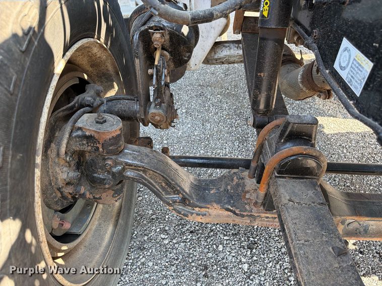 image for item FB5183 2014 Peterbilt 337 truck
