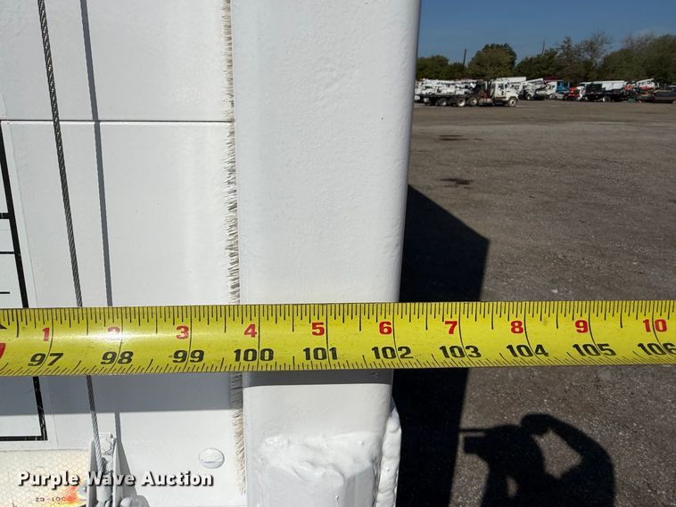 image for item FB5188 2002 Wabash dry van trailer