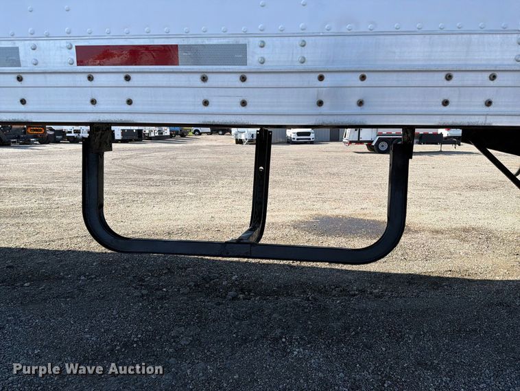 image for item FB5188 2002 Wabash dry van trailer