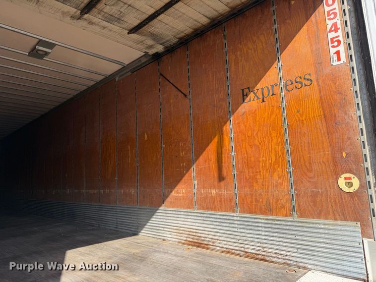image for item FB5188 2002 Wabash dry van trailer
