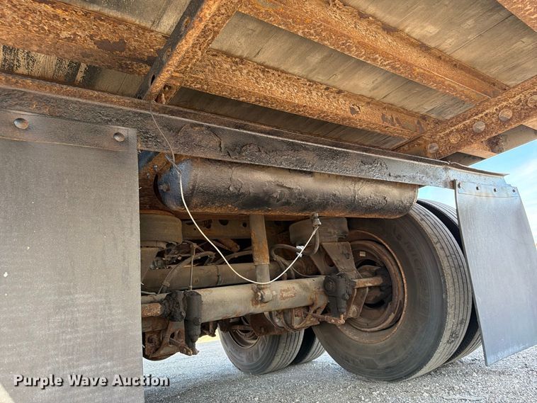image for item FB5188 2002 Wabash dry van trailer