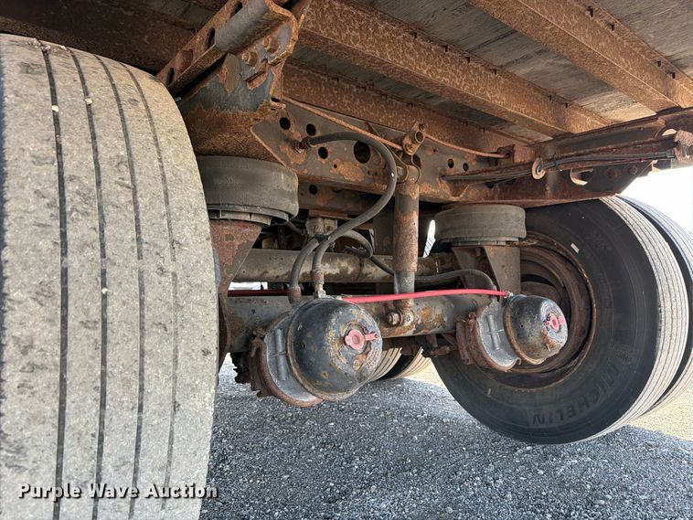 image for item FB5188 2002 Wabash dry van trailer