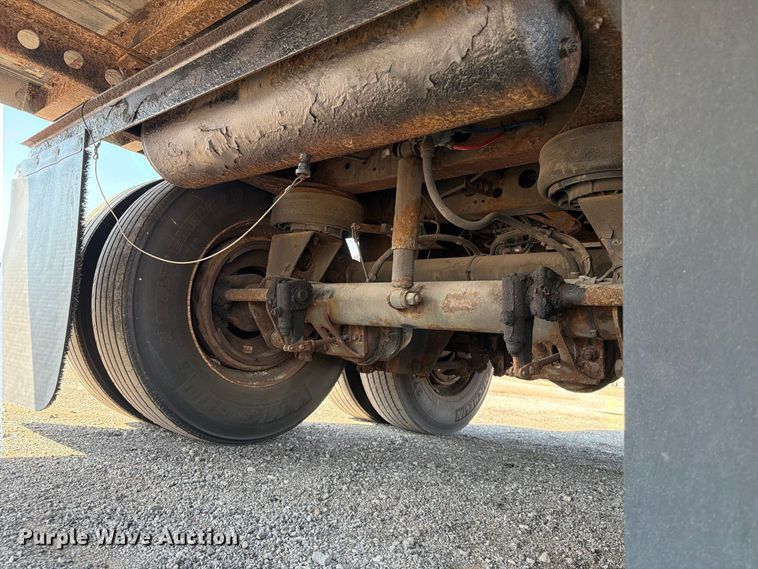 image for item FB5188 2002 Wabash dry van trailer