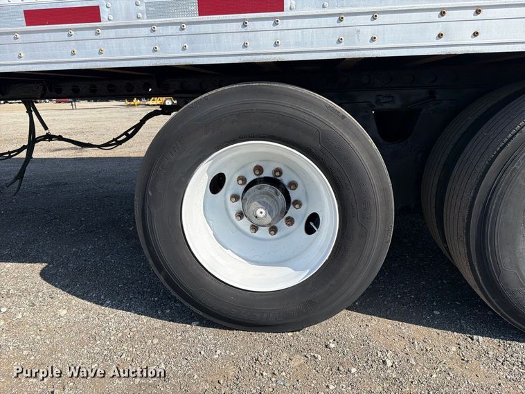 image for item FB5188 2002 Wabash dry van trailer