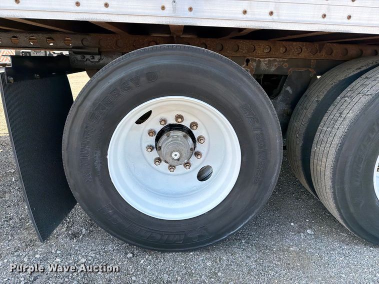 image for item FB5188 2002 Wabash dry van trailer
