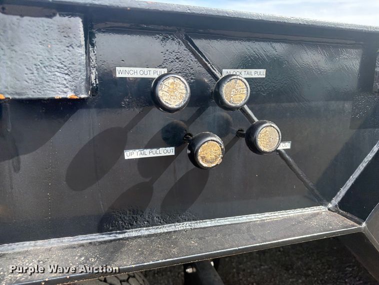 image for item FB5200 1988 MUV-All by Wilson trailer corp 4860DT drop deck trailer