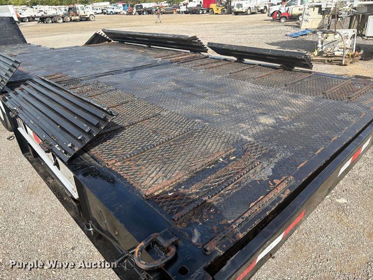 image for item FB5200 1988 MUV-All by Wilson trailer corp 4860DT drop deck trailer