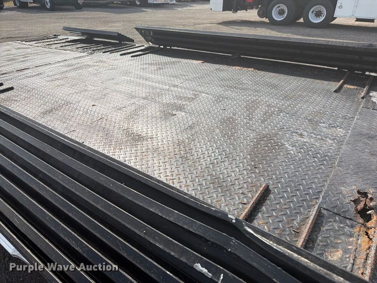 image for item FB5200 1988 MUV-All by Wilson trailer corp 4860DT drop deck trailer