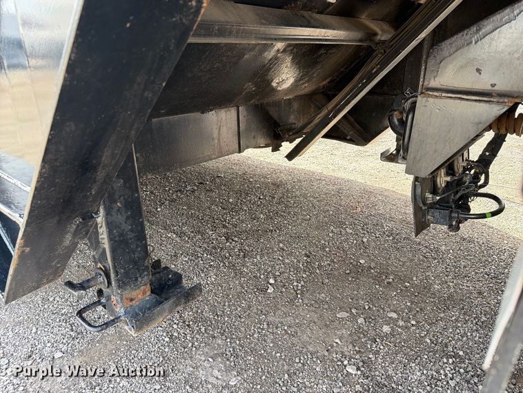 image for item FB5200 1988 MUV-All by Wilson trailer corp 4860DT drop deck trailer