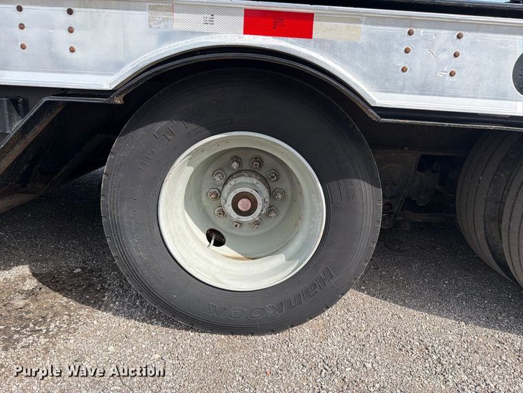 image for item FB5200 1988 MUV-All by Wilson trailer corp 4860DT drop deck trailer