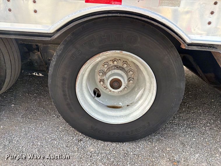image for item FB5200 1988 MUV-All by Wilson trailer corp 4860DT drop deck trailer
