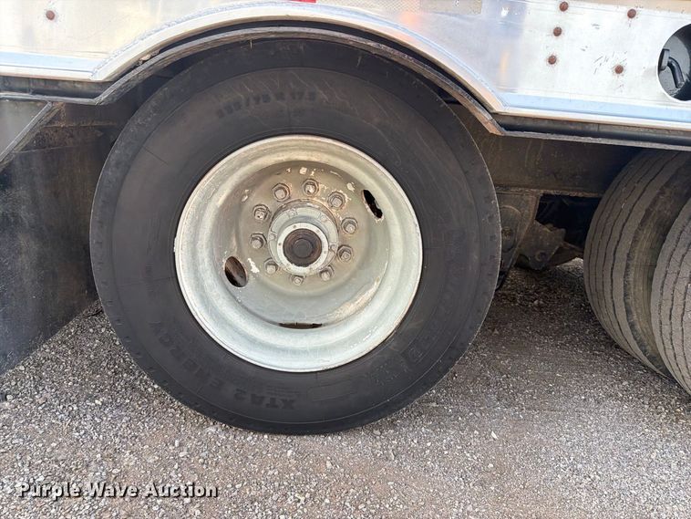 image for item FB5200 1988 MUV-All by Wilson trailer corp 4860DT drop deck trailer