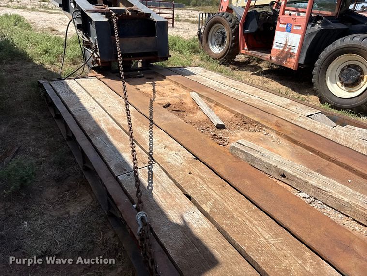 image for item FB6905 1995 Witzco Challenger lowboy equipment trailer