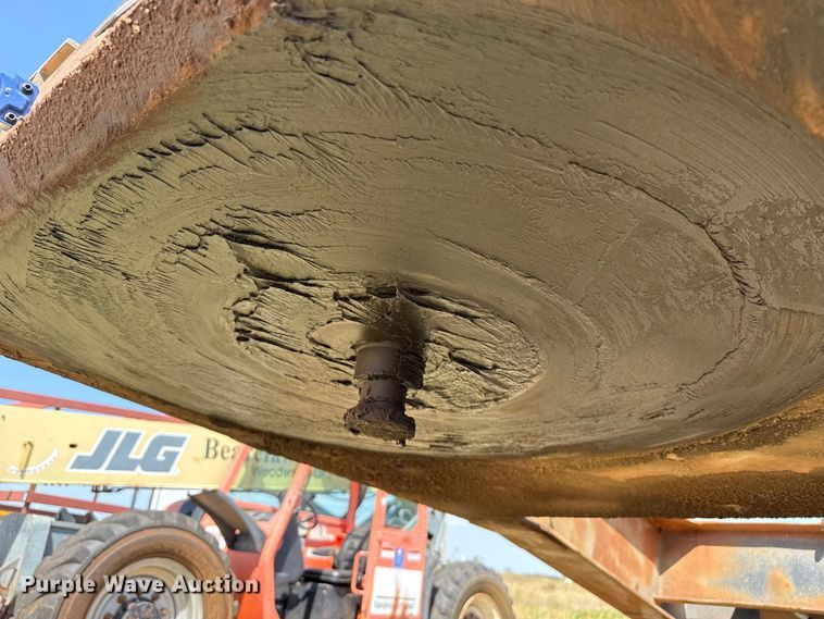 image for item FB6905 1995 Witzco Challenger lowboy equipment trailer
