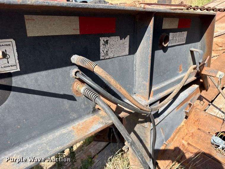 image for item FB6905 1995 Witzco Challenger lowboy equipment trailer