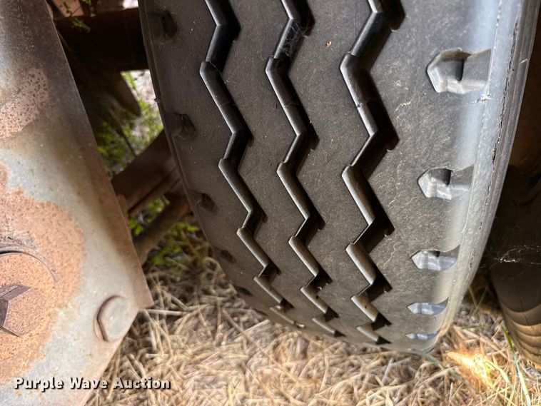 image for item FB6905 1995 Witzco Challenger lowboy equipment trailer