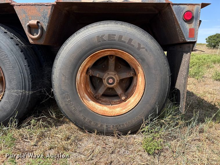 image for item FB6905 1995 Witzco Challenger lowboy equipment trailer