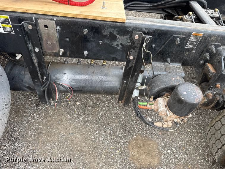 image for item FC4451 2016 Kenworth T300 truck cab and chassis