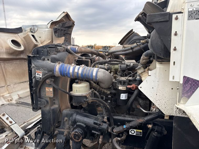 image for item FC4451 2016 Kenworth T300 truck cab and chassis