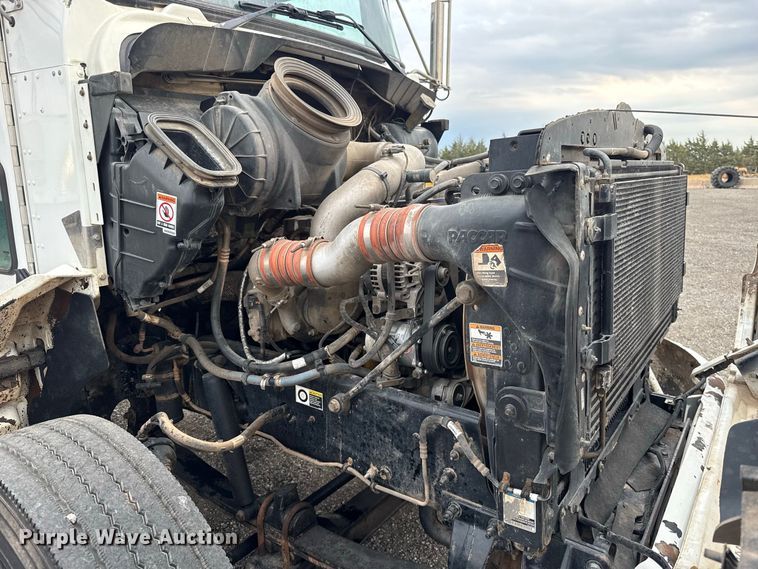 image for item FC4451 2016 Kenworth T300 truck cab and chassis