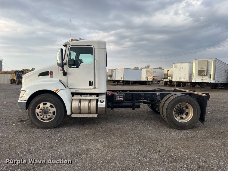 image for item FC4452 2016 Kenworth T270 truck cab and chassis