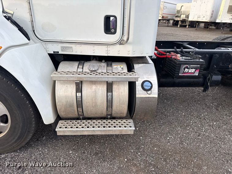 image for item FC4452 2016 Kenworth T270 truck cab and chassis