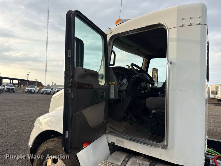 image for item FC4452 2016 Kenworth T270 truck cab and chassis
