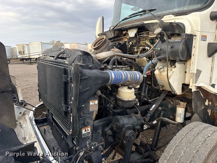image for item FC4452 2016 Kenworth T270 truck cab and chassis
