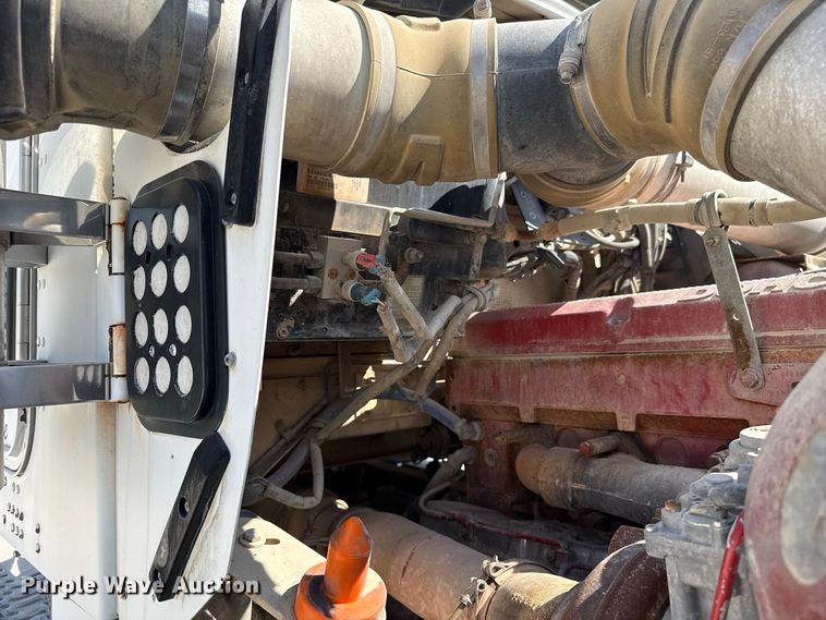 image for item FC4455 2008 Kenworth W900 semi truck