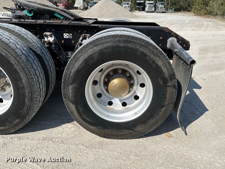 image for item FC4455 2008 Kenworth W900 semi truck
