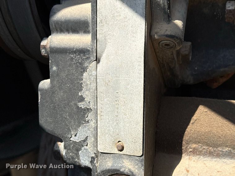 image for item FC4456 1996 Volvo WCA semi truck
