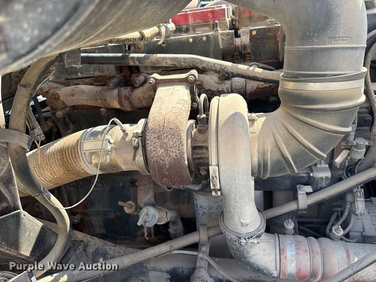 image for item FC4456 1996 Volvo WCA semi truck