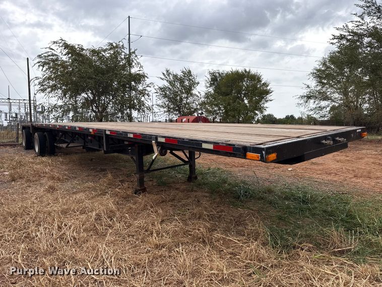 image for item FC4473 2001 Transcraft flatbed trailer