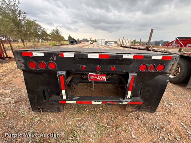image for item FC4473 2001 Transcraft flatbed trailer