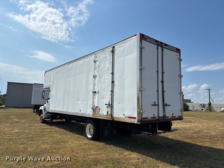 image for item FG0693 2007 Hino box truck