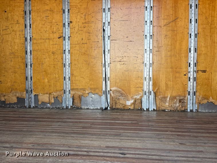 image for item FG0693 2007 Hino box truck