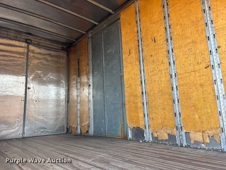 image for item FG0693 2007 Hino box truck