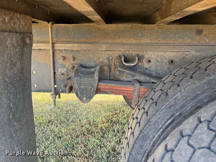 image for item FG0693 2007 Hino box truck