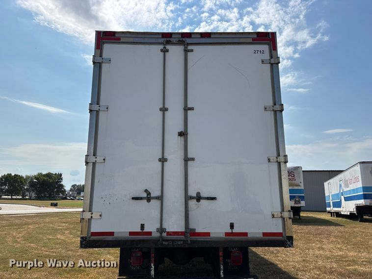 image for item FG0693 2007 Hino box truck