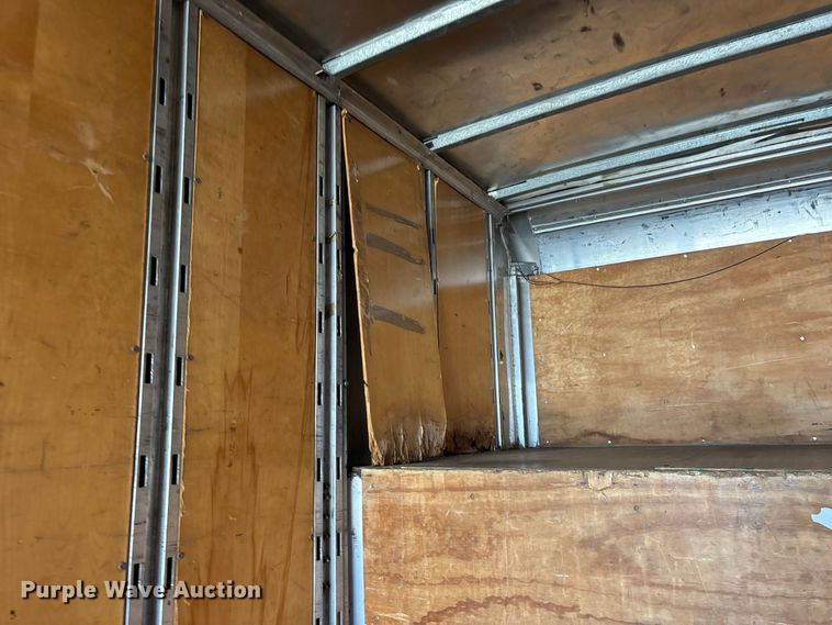 image for item FG0693 2007 Hino box truck