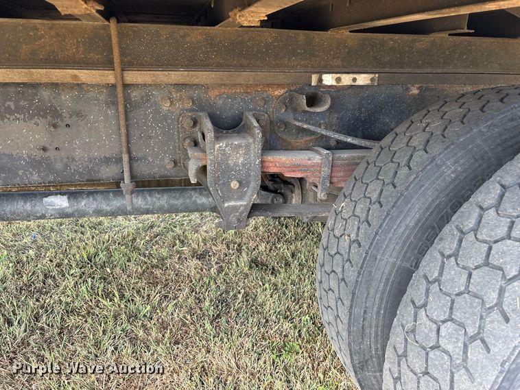 image for item FG0693 2007 Hino box truck