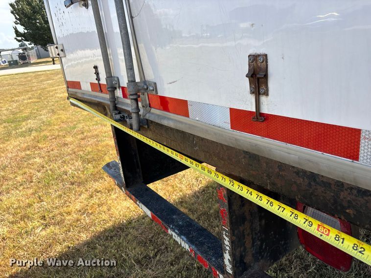 image for item FG0693 2007 Hino box truck