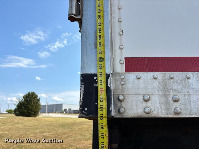 image for item FG0693 2007 Hino box truck