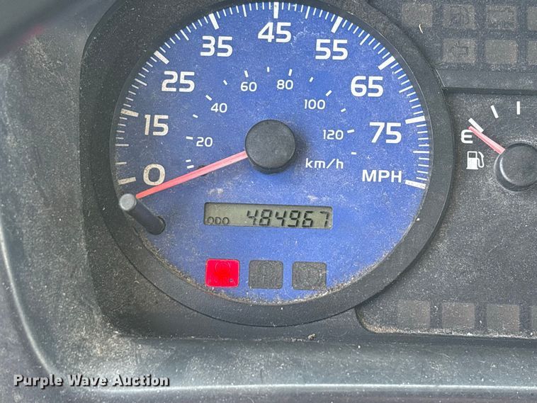 image for item FG0693 2007 Hino box truck