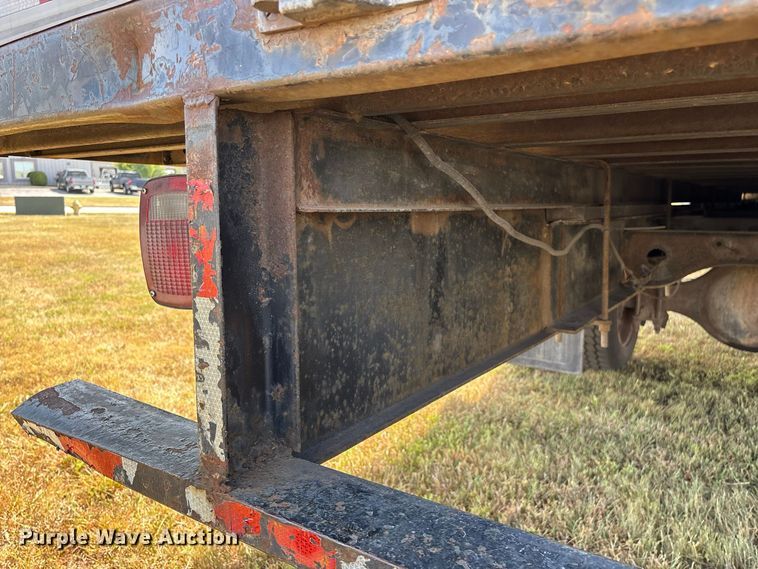 image for item FG0693 2007 Hino box truck