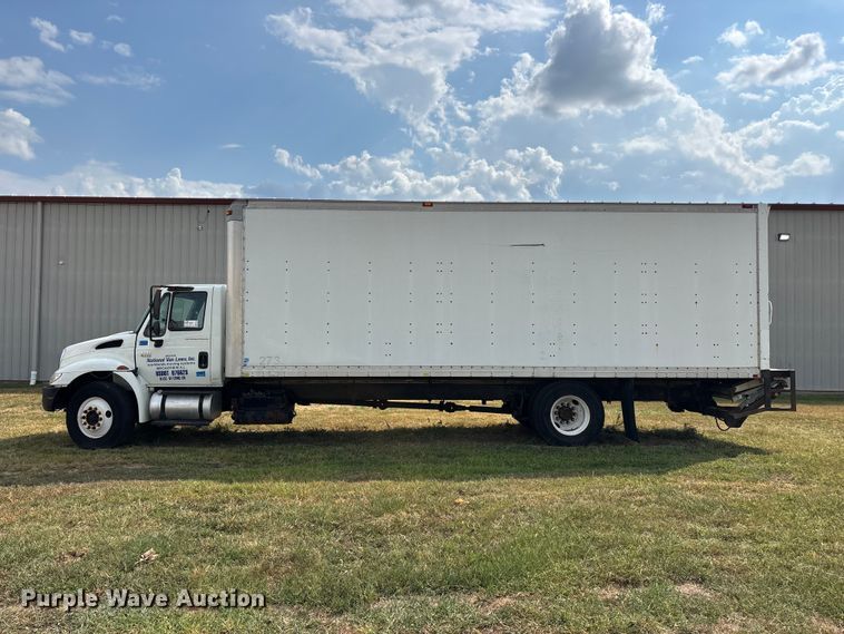 image for item FG0694 2007 International DuraStar 4300 box truck