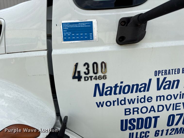 image for item FG0694 2007 International DuraStar 4300 box truck
