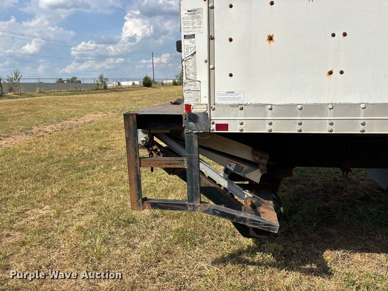 image for item FG0694 2007 International DuraStar 4300 box truck