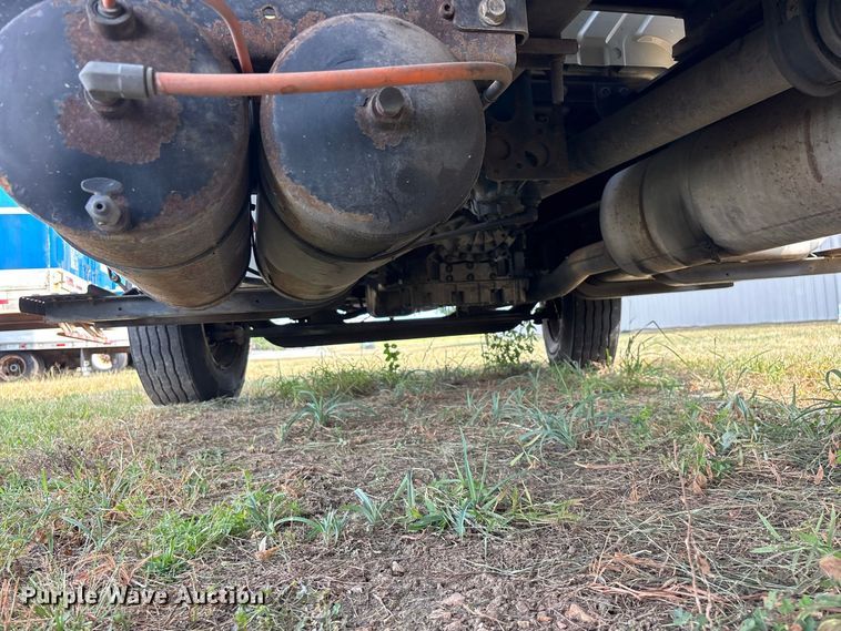 image for item FG0694 2007 International DuraStar 4300 box truck