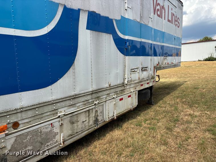 image for item FG0695 1990 Kentucky dry van trailer